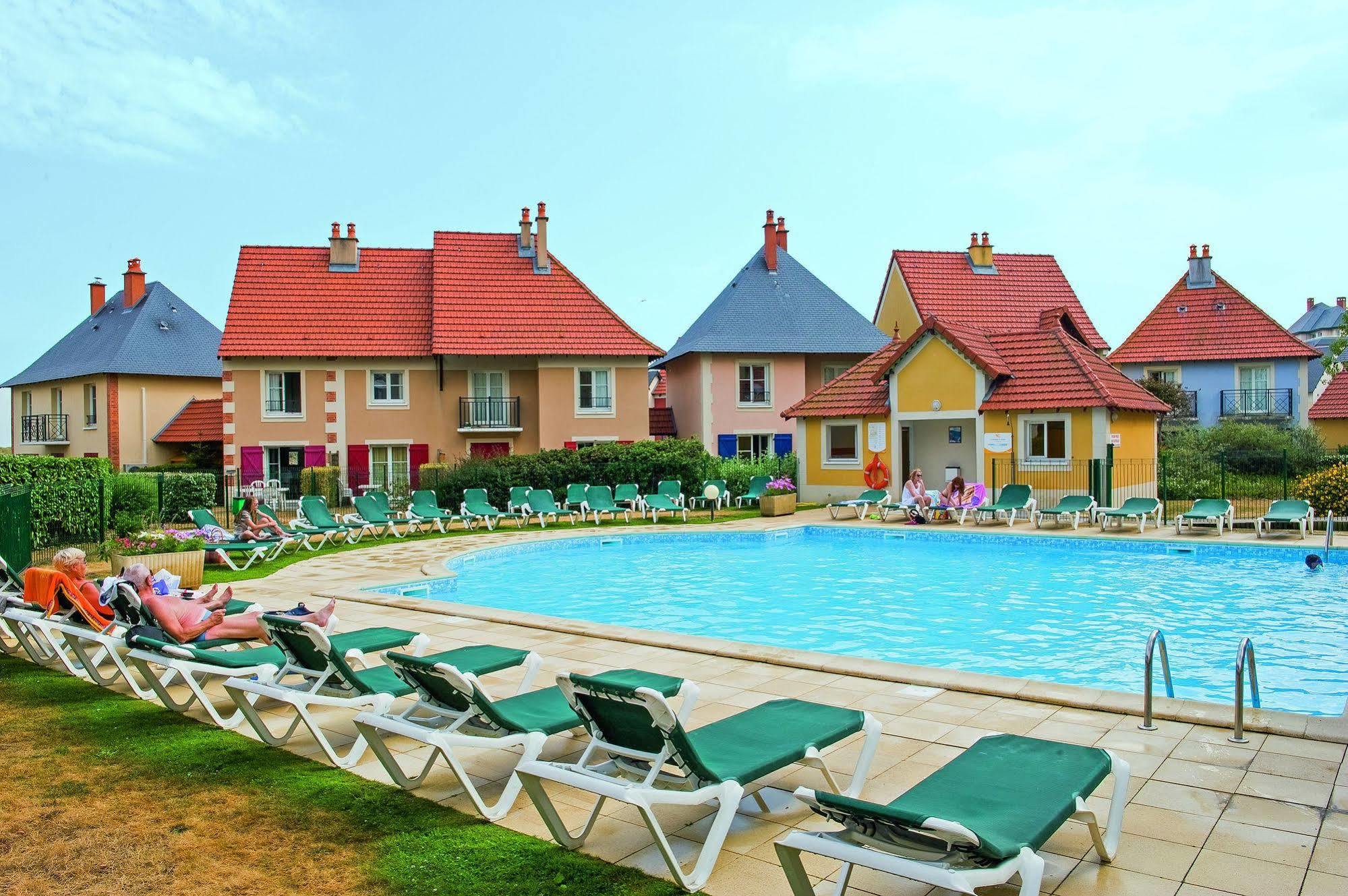 Residence Pierre&Vacances Port Guillaume Dives-sur-Mer Exterior foto